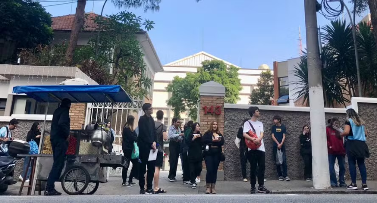 enem-2024-tem-recuo-nas-notas-de-areas-exigidas-em-formacoes-com-melhores-salarios