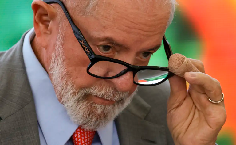 dos-38-ministros,-7-nao-sao-recebidos-por-lula-ha-mais-de-100-dias