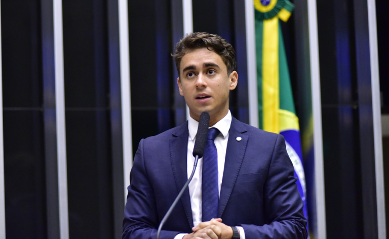 nikolas-questiona-imparcialidade-do-julgamento-de-bolsonaro