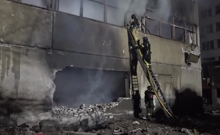 forcas-russas-lancam-bombardeio-com-duracao-de-1-hora-em-kharkiv-na-ucrania