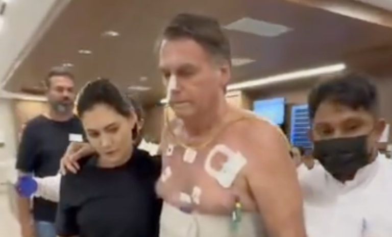 bolsonaro-tem-boa-evolucao-clinica-e-segue-sem-dor,-diz-boletim-medico