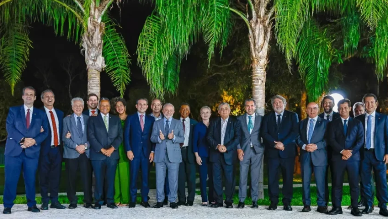 lula-se-reune-com-motta-e-lideres-e-deixa-anistia-em-segundo-plano