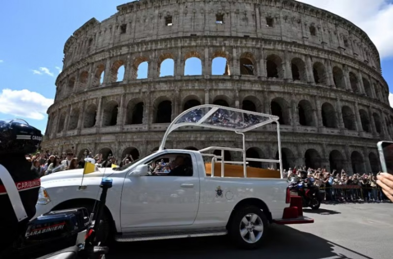 papa-francisco-e-sepultado-na-basilica-santa-maria-maggiore,-em-roma