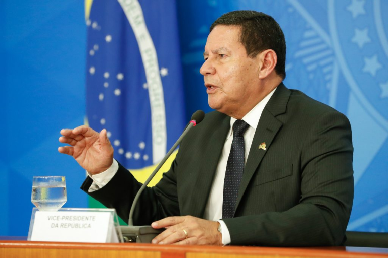 mourao-nega-intencao-de-golpe-por-parte-de-bolsonaro