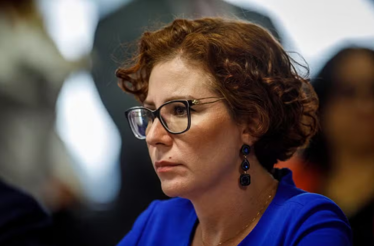 carla-zambelli-recorre-para-derrubar-condenacao-a-10-anos-de-prisao