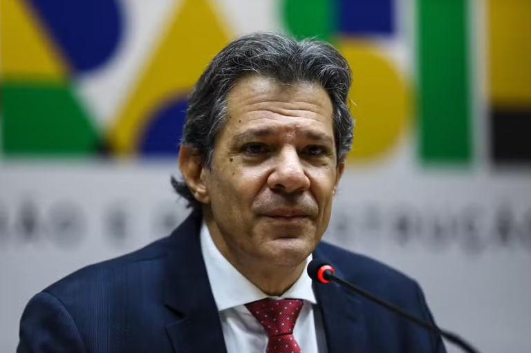 aumento-de-iof:-repercussao-negativa-alcanca-mais-de-70%-dos-posts-nas-redes-e-traz-de-volta-o-meme-‘taxad’