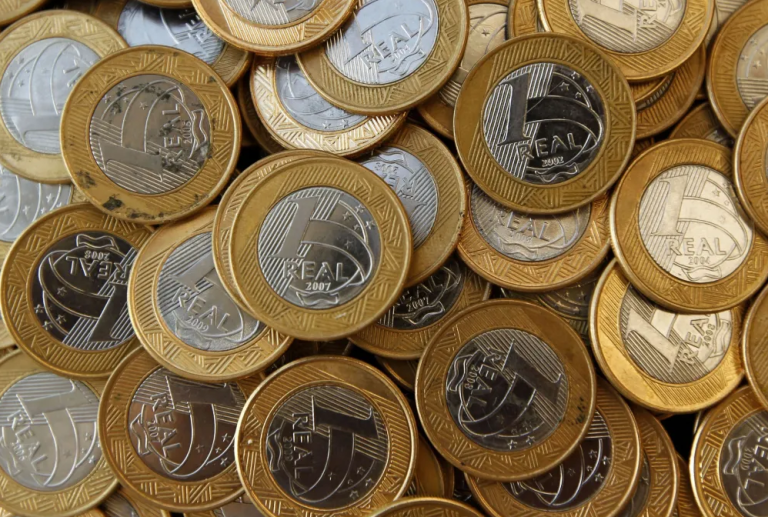 alta-do-iof-expoe-despreparo-do-governo-com-economia,-dizem-analistas