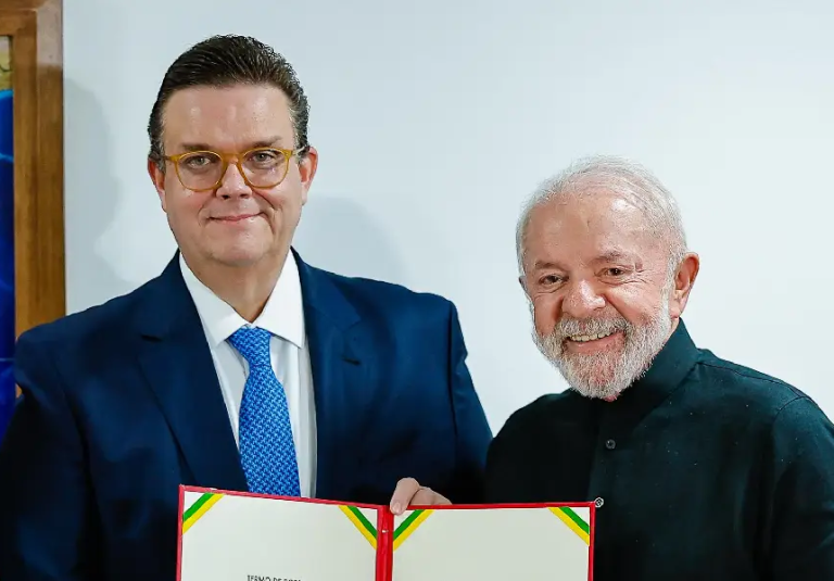 Ministro de Lula defende ‘presunção de inocência’ de sindicatos no INSS ministro-de-lula-defende-‘presuncao-de-inocencia’-de-sindicatos-no-inss