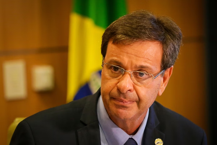 Ex-ministro Gilson Machado deixa a prisão após decisão de Moraes ex-ministro-gilson-machado-deixa-a-prisao-apos-decisao-de-moraes