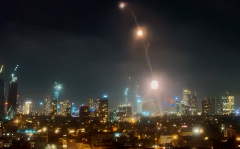 numero-de-mortos-sobe-para-13-em-israel-em-ultimos-ataques-iranianos