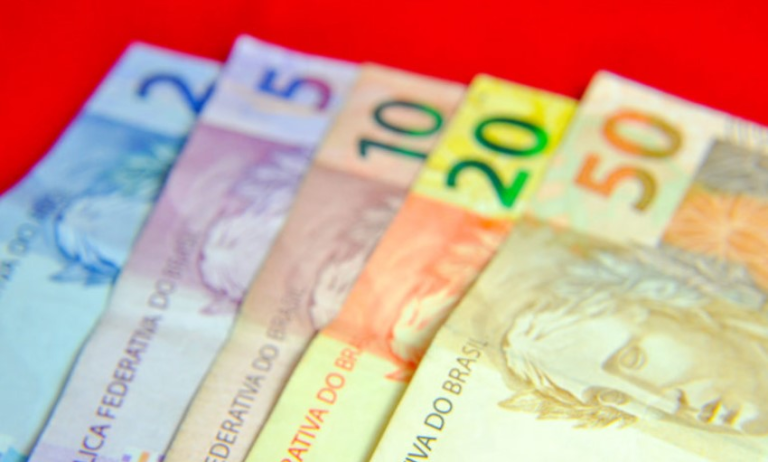 contas-externas-do-brasil-tem-deficit-de-us$-2,93-bilhoes-em-maio;-maior-saldo-negativo-para-o-mes-desde-2022