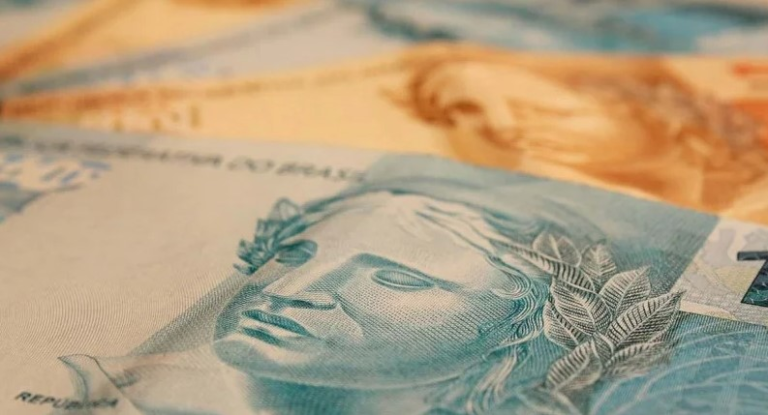 divida-bruta-do-brasil-sobe-para-76,1%-do-pib-em-maio