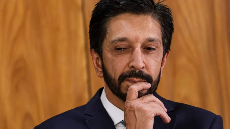 nunes-defende-candidatura-de-bolsonaro-em-2026