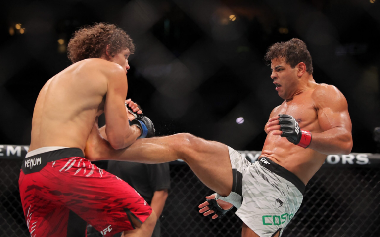 paulo-borrachinha-brilha-e-bate-roman-kopylov-no-ufc-318