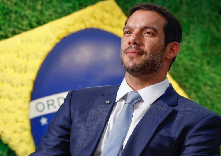 justica-determina-suspensao-de-investigacao-contra-samir-xaud,-presidente-da-cbf