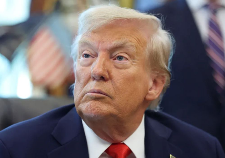 trump-anuncia-processo-de-us$-15-bilhoes-contra-o-the-new-york-times