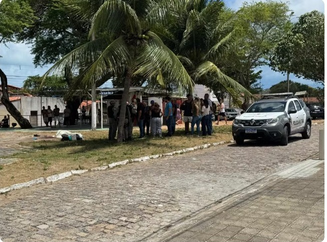 Homem que decapitou o pai em praça pública de Natal é condenado a 20 anos de prisão homem-que-decapitou-o-pai-em-praca-publica-de-natal-e-condenado-a-20-anos-de-prisao