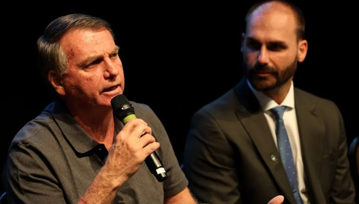 PGR denuncia Eduardo Bolsonaro no inquérito sobre coação em processo judicial; Jair Bolsonaro não foi denunciado pgr-denuncia-eduardo-bolsonaro-no-inquerito-sobre-coacao-em-processo-judicial;-jair-bolsonaro-nao-foi-denunciado
