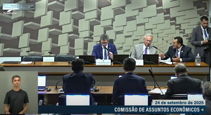 Comissão do Senado aprova projeto que isenta Imposto de Renda de quem ganha até R$ 5 mil comissao-do-senado-aprova-projeto-que-isenta-imposto-de-renda-de-quem-ganha-ate-r$-5-mil