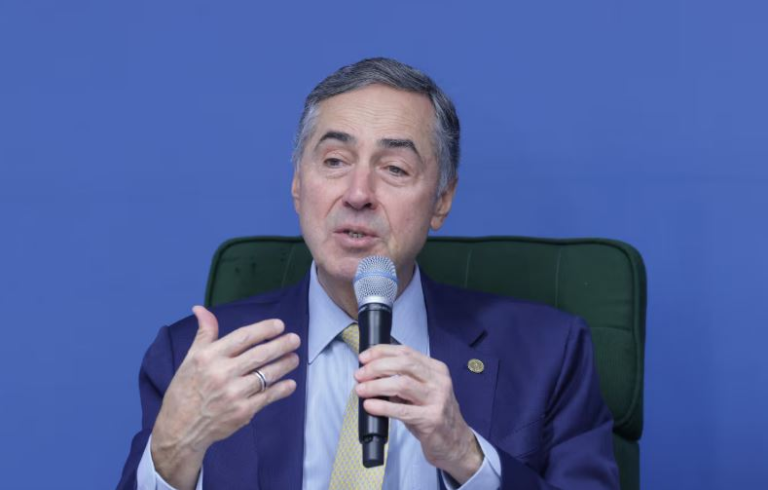 barroso-diz-que-stf-deve-avaliar-reacao-contra-sancoes-dos-eua