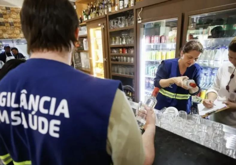 Casos suspeitos de intoxicação por metanol sobem para 209 no Brasil; 16 são confirmados casos-suspeitos-de-intoxicacao-por-metanol-sobem-para-209-no-brasil;-16-sao-confirmados