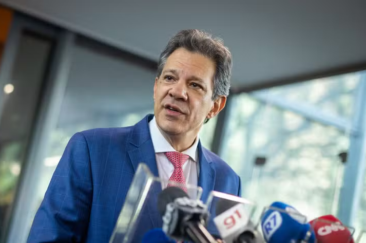 Com exceção da Defesa, gastos fora da meta fiscal podem passar de R$ 150 bilhões em três anos com-excecao-da-defesa,-gastos-fora-da-meta-fiscal-podem-passar-de-r$-150-bilhoes-em-tres-anos