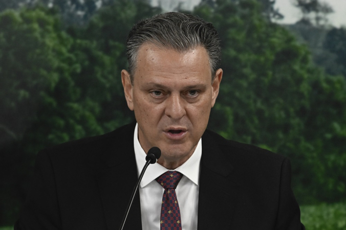 Carlos Favaro crítica reunião de governadores e diz que ação é ‘politiqueira’ carlos-favaro-critica-reuniao-de-governadores-e-diz-que-acao-e-‘politiqueira’