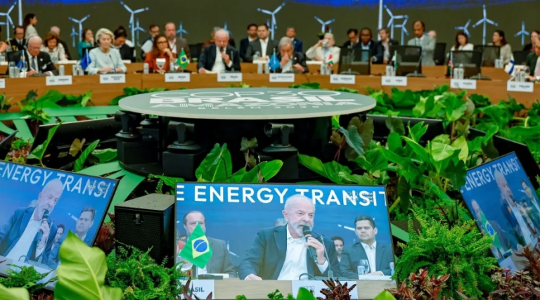 Lula quer taxar super-ricos e multinacionais para bancar clima: “Conta não fecha sem o capital privado” lula-quer-taxar-super-ricos-e-multinacionais-para-bancar-clima:-“conta-nao-fecha-sem-o-capital-privado”