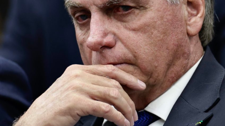 PT tenta dar palanque a Bolsonaro na CPMI do INSS e virar contra ele esquema de corrupção pt-tenta-dar-palanque-a-bolsonaro-na-cpmi-do-inss-e-virar-contra-ele-esquema-de-corrupcao