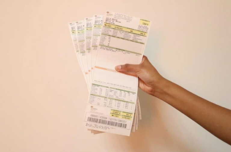 conta-de-luz-deve-fechar-ano-com-aumento-de-7%,-aponta-aneel