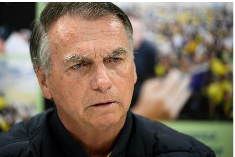 medico-de-bolsonaro-diz-que-cirurgia-do-ex-presidente-deve-durar-de-3-a-4-horas