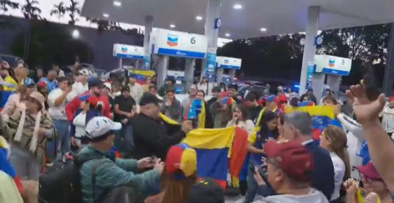 video:-mais-imagens-de-comemoracao-dos-venezuelanos-pela-captura-de-nicolas-maduro