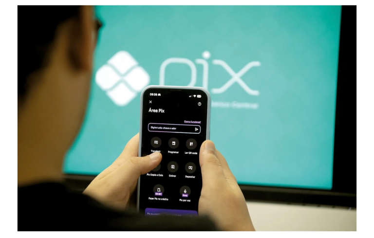 receita-federal-volta-a-negar-taxacao-do-pix-e-alerta-para-golpes