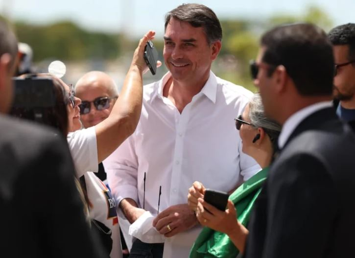 Flávio cresce nas pesquisas e força Centrão a recalcular rota para 2026 flavio-cresce-nas-pesquisas-e-forca-centrao-a-recalcular-rota-para-2026