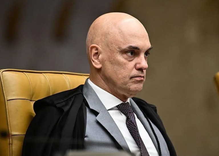 moraes-corta-quesitos-da-defesa-e-limita-pericia-medica-de-bolsonaro