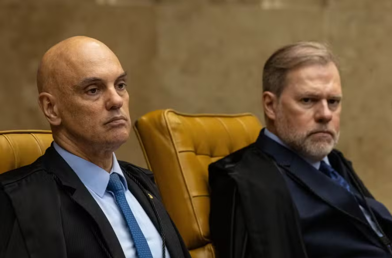 saida-de-dias-toffoli-amplia-pressao-e-pode-colocar-alexandre-de-moraes-no-centro-do-caso-master