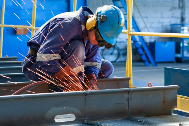 brasileiro-trabalha-menos-horas-que-a-media-global,-indica-levantamento-com-informacoes-de-160-paises