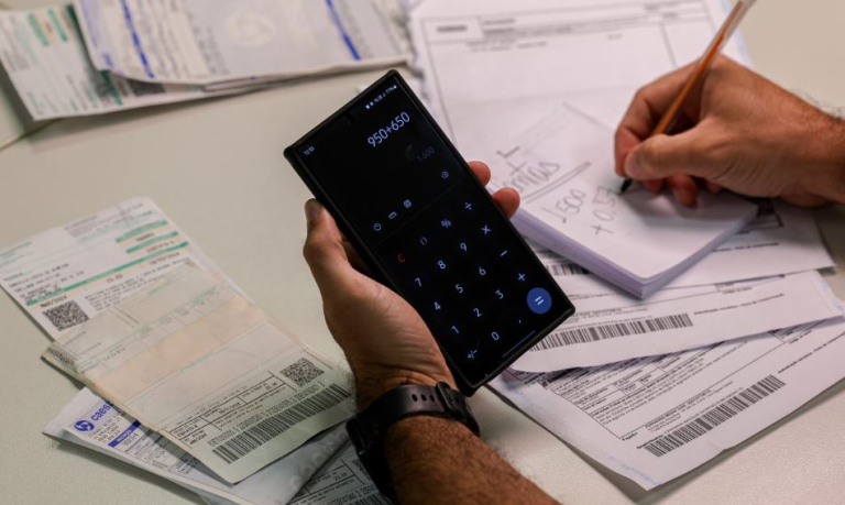 endividamento-das-familias-bate-recorde-e-chega-a-80,4%-em-marco-de-2026