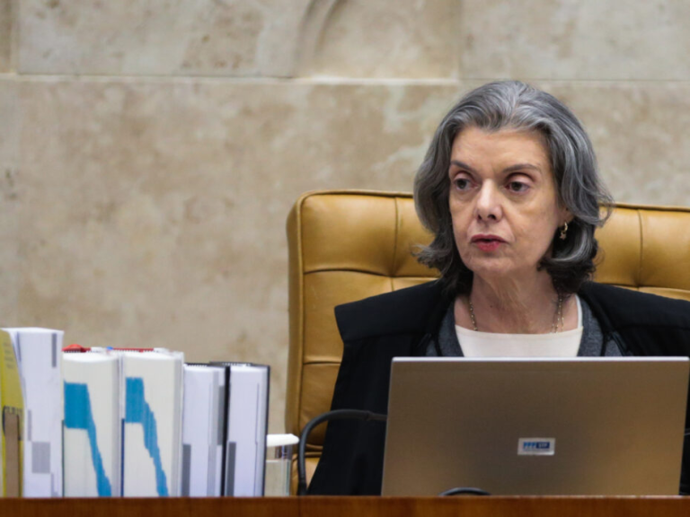 carmen-lucia-defende-mais-transparencia-no-stf-e-diz-que-corte-“nao-pode-ficar-como-esta”