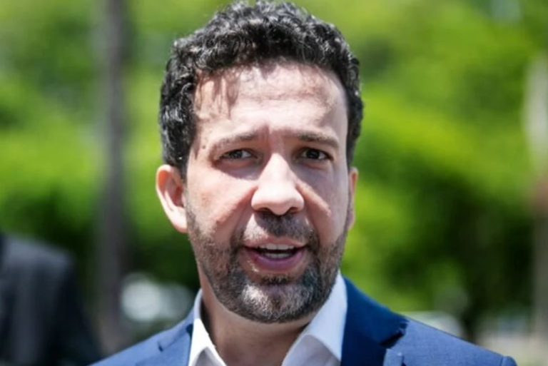 tcu-abre-investigacao-sobre-emenda-de-r$-4-milhoes-de-janones-para-cidade-governada-por-ex