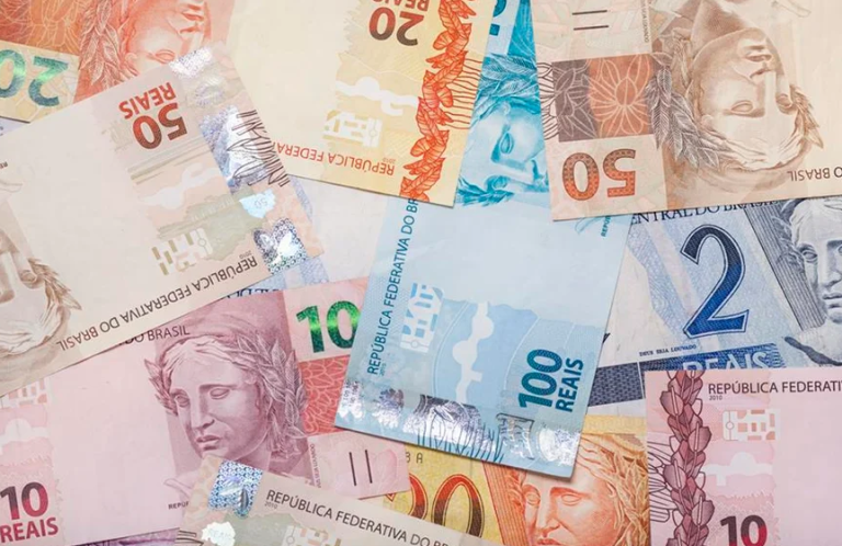 divida-publica-do-brasil-deve-alcancar-100%-do-pib-em-2027,-estima-fmi