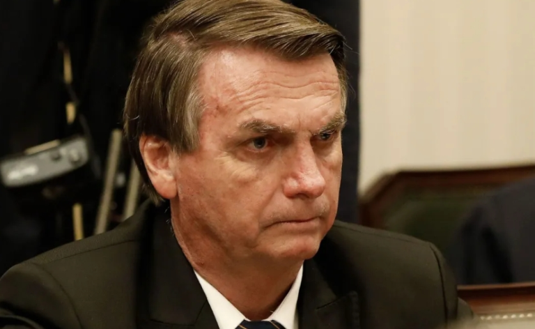 urgente:-bolsonaro-pede-autorizacao-ao-stf-para-cirurgia-apos-dores-e-limitacao-no-ombro;-decisao-fica-com-moraes