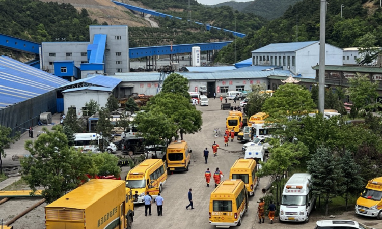 Explosão em mina de carvão mata 90 pessoas na China no pior acidente em 17 anos explosao-em-mina-de-carvao-mata-90-pessoas-na-china-no-pior-acidente-em-17-anos