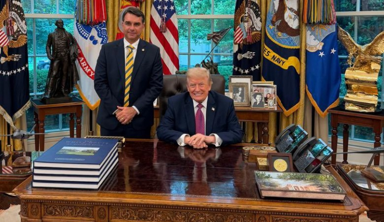 RealTime/BigData: o que o eleitor achou do encontro entre Trump e Flávio Bolsonaro? realtime/bigdata:-o-que-o-eleitor-achou-do-encontro-entre-trump-e-flavio-bolsonaro?