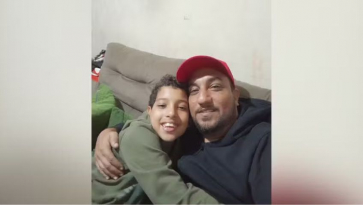 Menino de 12 anos morre após ser baleado dentro de condomínio no Rio menino-de-12-anos-morre-apos-ser-baleado-dentro-de-condominio-no-rio
