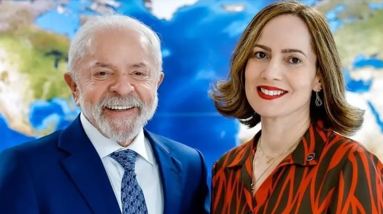 Servidora que permitiu descontos ilegais do INSS é promovida no governo Lula servidora-que-permitiu-descontos-ilegais-do-inss-e-promovida-no-governo-lula