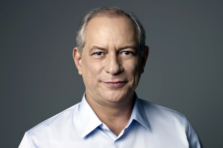 Lula e Bolsonaro são “rigorosamente iguais”, diz Ciro Gomes lula-e-bolsonaro-sao-“rigorosamente-iguais”,-diz-ciro-gomes