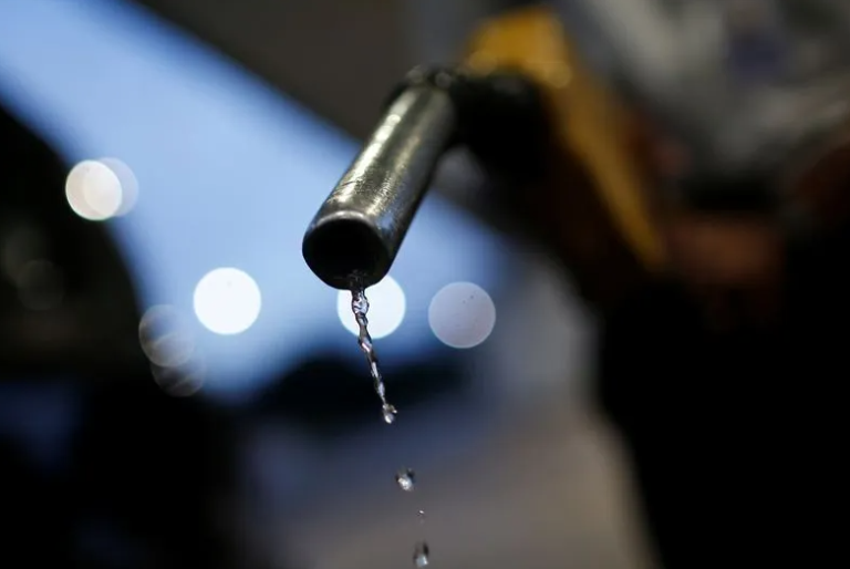 Governo Lula elevará teor de etanol na gasolina para 32% a partir da próxima quarta-feira (24), afirma Alckmin governo-lula-elevara-teor-de-etanol-na-gasolina-para-32%-a-partir-da-proxima-quarta-feira-(24),-afirma-alckmin