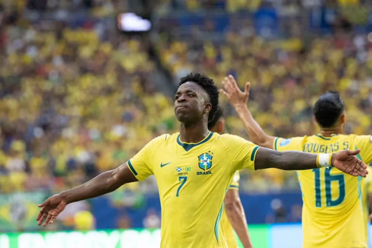 Com show de Vini Jr., Brasil vence a Escócia e se classifica em 1º lugar no retorno de Neymar à Copa com-show-de-vini-jr.,-brasil-vence-a-escocia-e-se-classifica-em-1o-lugar-no-retorno-de-neymar-a-copa