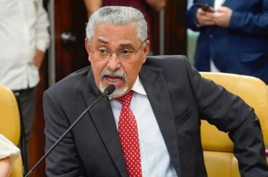 Acusado de movimentar R$ 4,3 milhões, vereador do PT alegou “pobreza” à Justiça para não pagar IPTU acusado-de-movimentar-r$-4,3-milhoes,-vereador-do-pt-alegou-“pobreza”-a-justica-para-nao-pagar-iptu